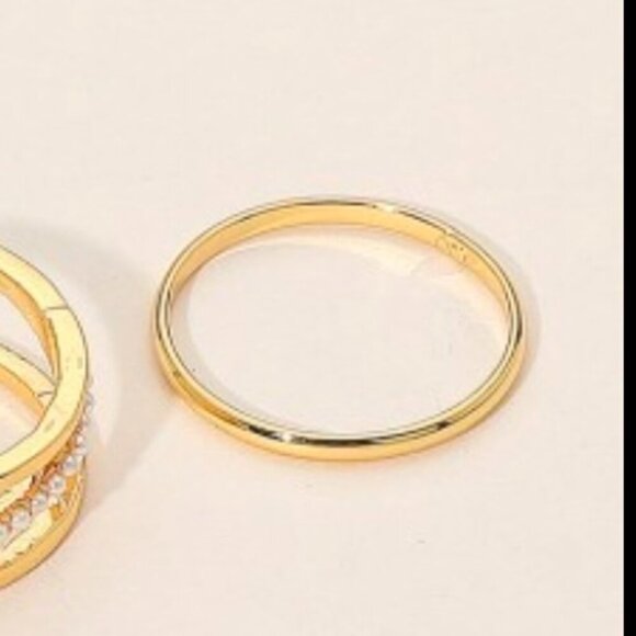 GOLD DIPPED SIMPLE BAND RING - Picture 1 of 1